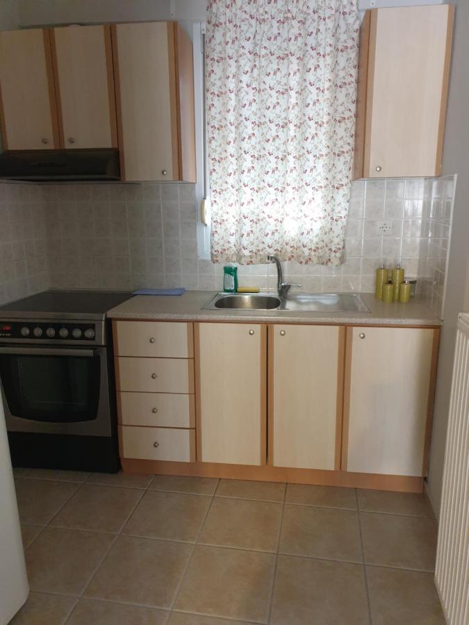 Comfortable Apartment In The Center Of Volos Very Close To The Port Exterior photo